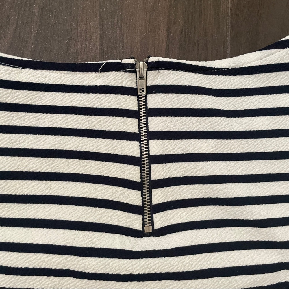 Green Envelope Black and White Stripe Top - Picture 4 of 7
